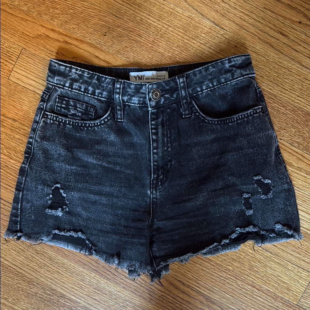 Ymi High-Rise/Dream Fit Black Denim Shorts